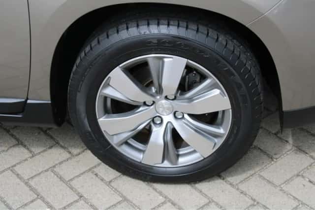 Peugeot 2008 (2014) thumbnail 11