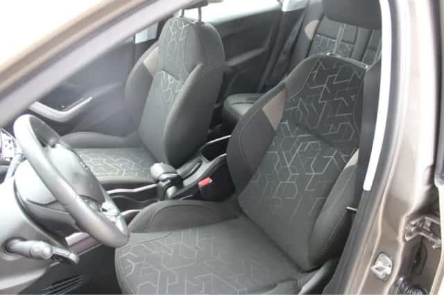 Peugeot 2008 (2014) thumbnail 15