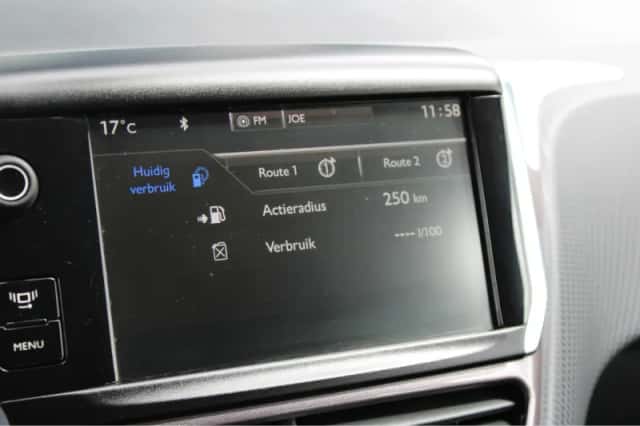Peugeot 2008 (2014) thumbnail 25