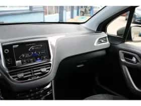 Peugeot 2008 (2014) thumbnail 28