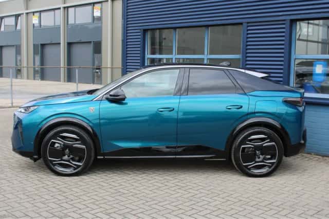 Peugeot e-3008 (2026) thumbnail 2