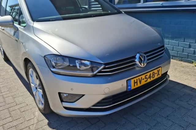Volkswagen Golf (2016) thumbnail 18