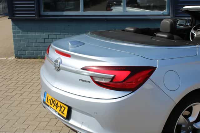 Opel Cascada (2016) thumbnail 12