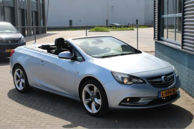 Opel Cascada (2016) thumbnail 7