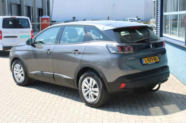 Peugeot 3008 (2021) thumbnail 3