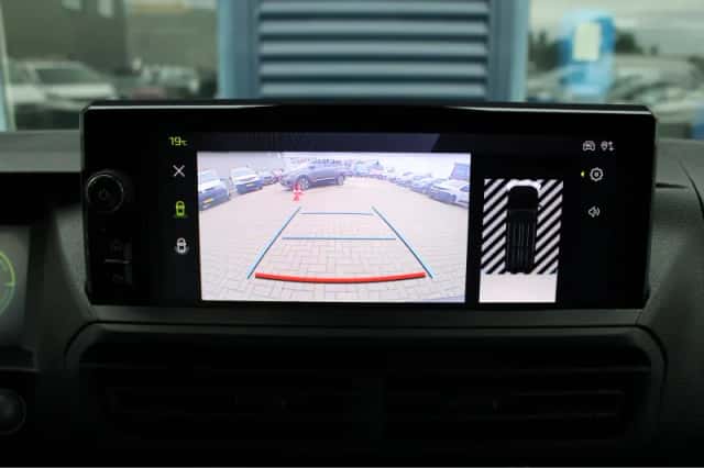 Peugeot e-Expert (2025) thumbnail 6