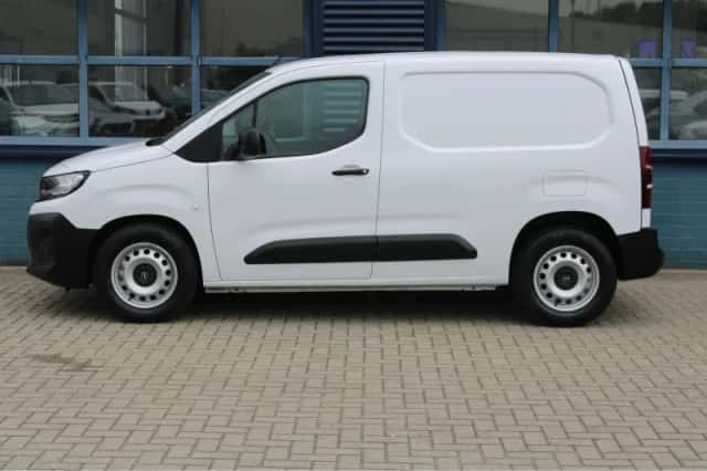 Opel Combo (2025) thumbnail 2