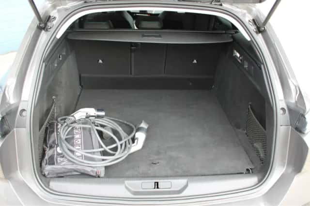 Peugeot 308 (2023) thumbnail 6