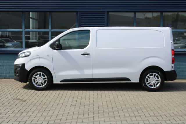 Opel Vivaro-e (2023) thumbnail 2