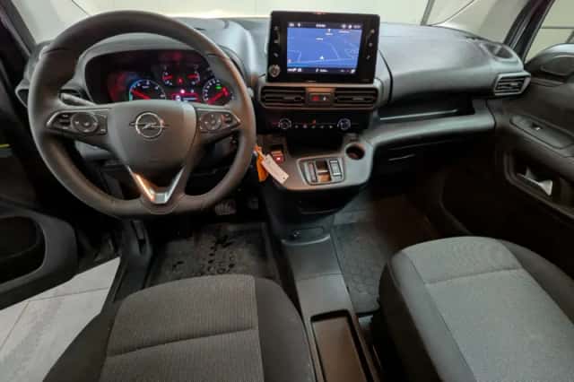 Opel Combo (2024) thumbnail 6