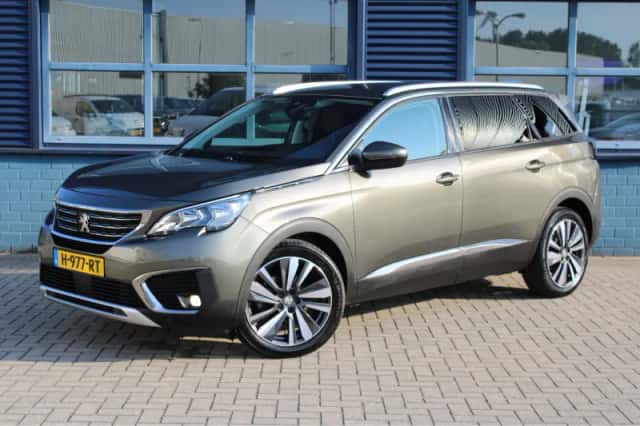 Peugeot 5008 (2020) thumbnail 1