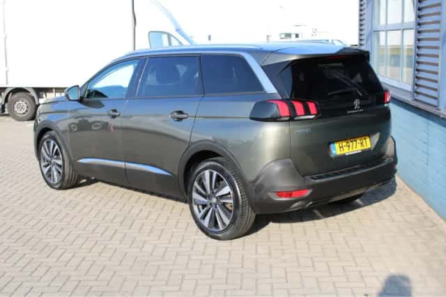 Peugeot 5008 (2020) thumbnail 3