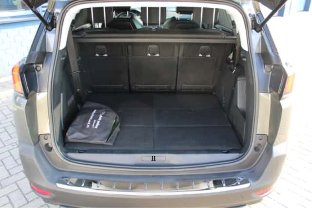 Peugeot 5008 (2020) thumbnail 6