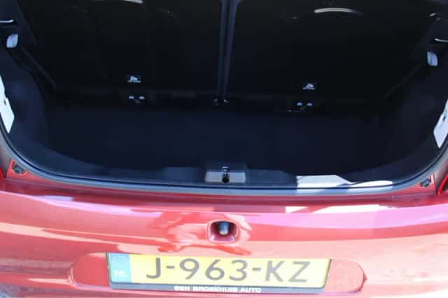 Peugeot 108 (2020) thumbnail 5