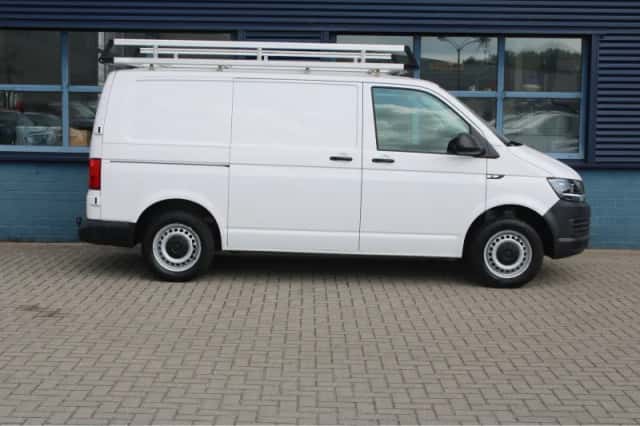 Volkswagen Transporter (2019) thumbnail 6