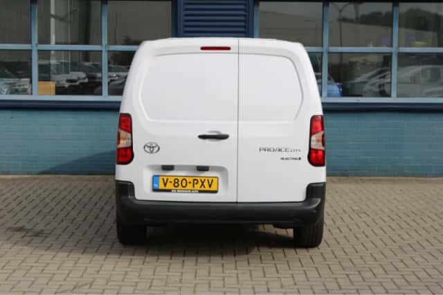 Toyota Proace (2024) thumbnail 4