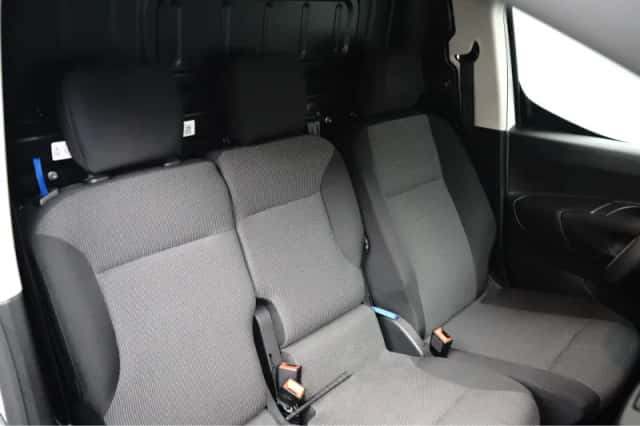 Toyota Proace (2024) thumbnail 6