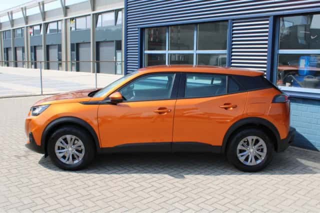 Peugeot e-2008 (2020) thumbnail 3
