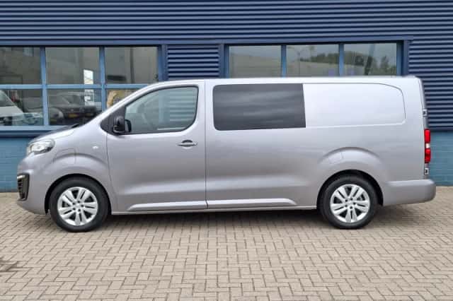 Peugeot E-Expert (2023) thumbnail 2