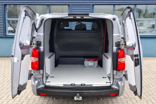 Peugeot E-Expert (2023) thumbnail 4