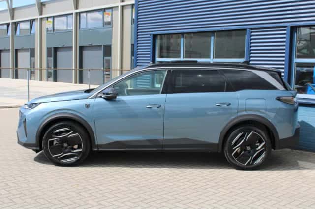 Peugeot 5008 (2026) thumbnail 2