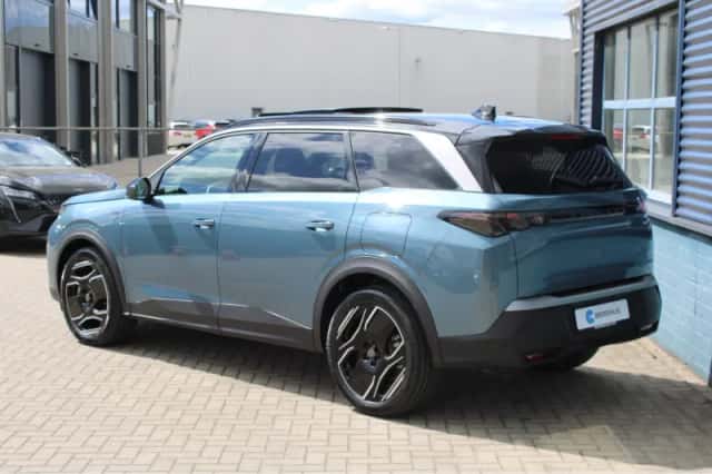 Peugeot 5008 (2026) thumbnail 3