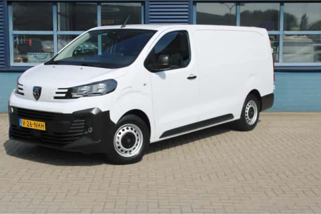 Peugeot e-Expert (2025) thumbnail 1