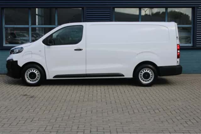 Peugeot e-Expert (2025) thumbnail 2