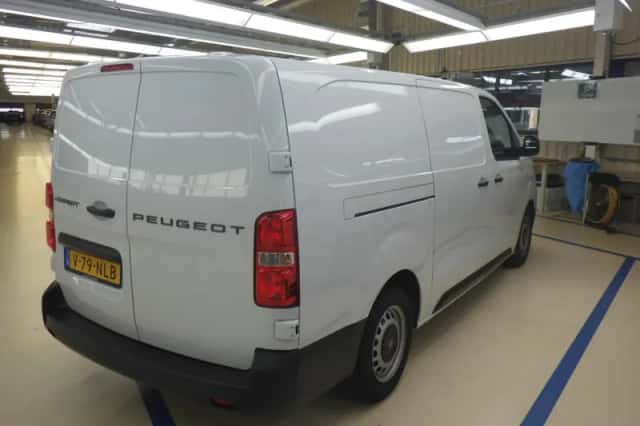Peugeot e-Expert (2025) thumbnail 4
