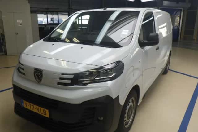 Peugeot e-Expert (2025) thumbnail 1