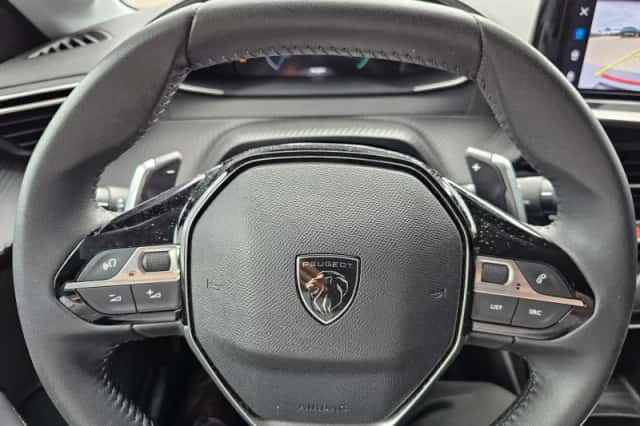 Peugeot 208 (2025) thumbnail 5