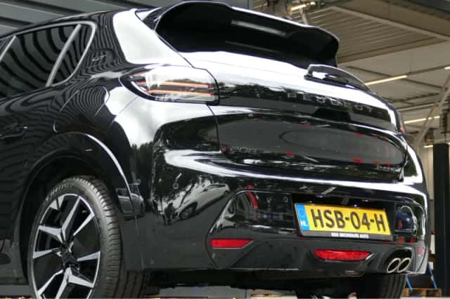 Peugeot 208 (2024) thumbnail 6