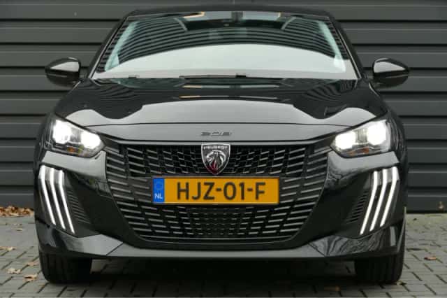 Peugeot 208 (2025) thumbnail 4