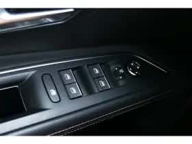 Peugeot 3008 (2022) thumbnail 18