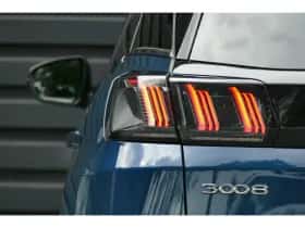 Peugeot 3008 (2022) thumbnail 6