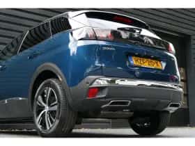 Peugeot 3008 (2022) thumbnail 8