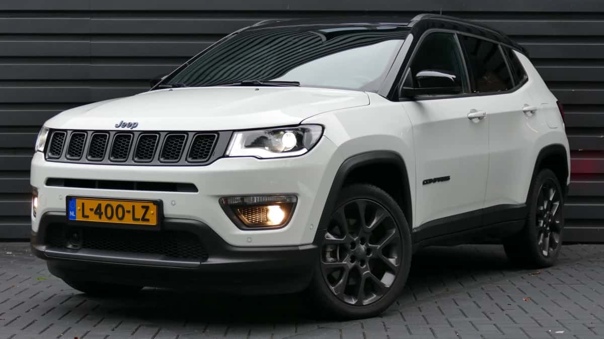 Jeep Compass — foto 1