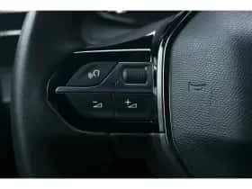 Peugeot 208 (2023) thumbnail 18
