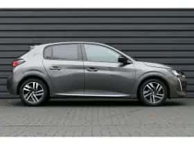Peugeot 208 (2023) thumbnail 3