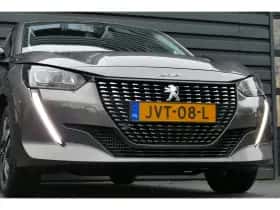 Peugeot 208 (2023) thumbnail 9