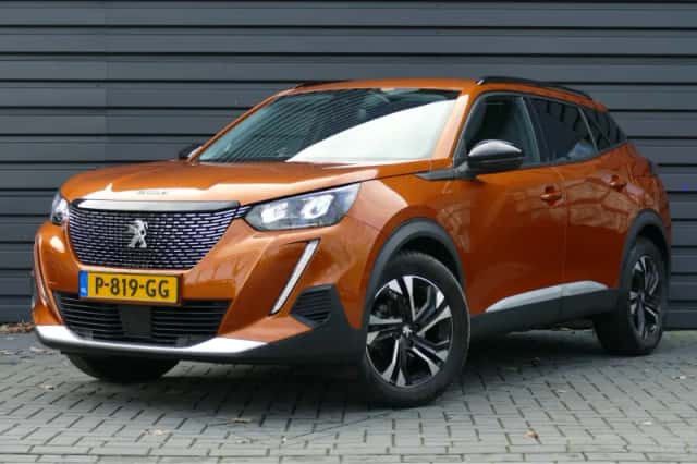 Peugeot 2008 (2022) thumbnail 1