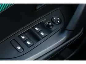 Peugeot 2008 (2022) thumbnail 16