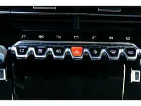Peugeot 2008 (2022) thumbnail 29