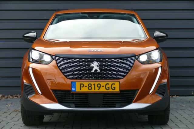 Peugeot 2008 (2022) thumbnail 4