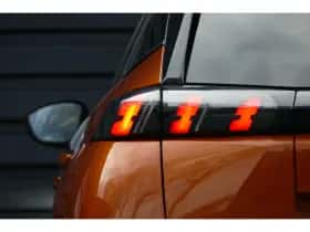Peugeot 2008 (2022) thumbnail 7