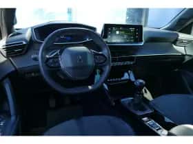 Peugeot 2008 (2023) thumbnail 16