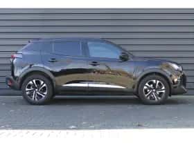 Peugeot 2008 (2023) thumbnail 3