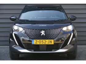 Peugeot 2008 (2023) thumbnail 4