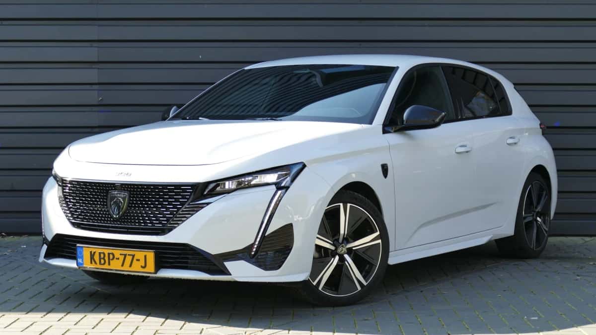 Peugeot 308 (2024) — foto 1