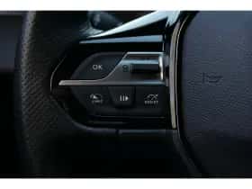 Peugeot 308 (2024) thumbnail 17